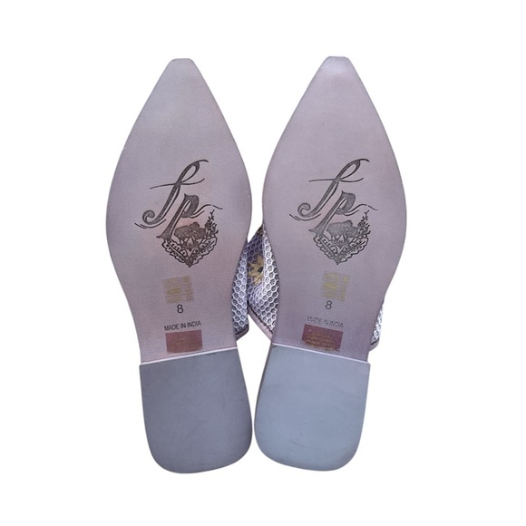 Free People Becky Daisy Pointed Toe Mule Stormy Lavender Embroidered Size 8 New - Picture 7 of 8